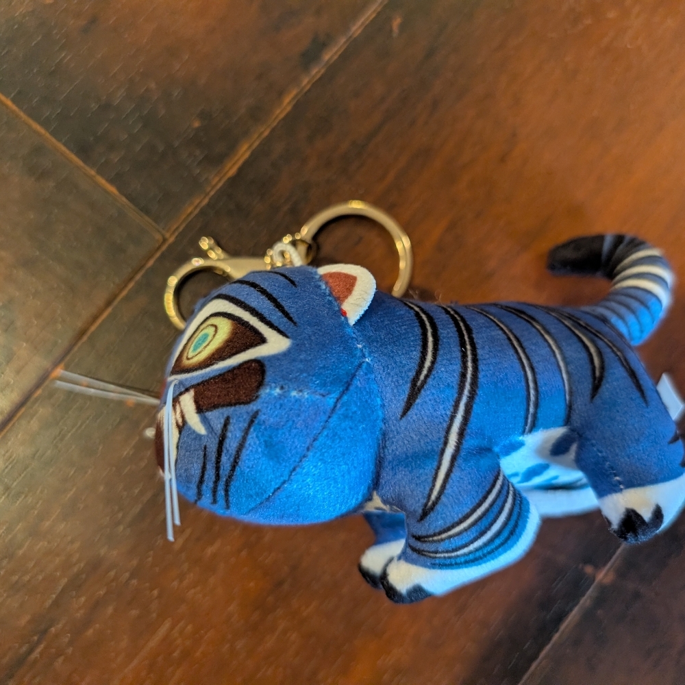 New K-pop Demon Hunters Derby Blue Tiger Keychain
